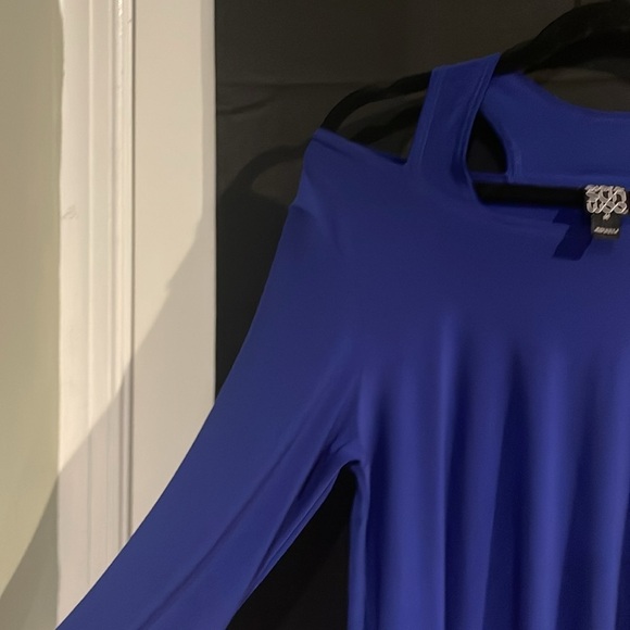 Royal blue Clara Sun Woo blouse with shoulder cutouts size medium women’s - Picture 2 of 6